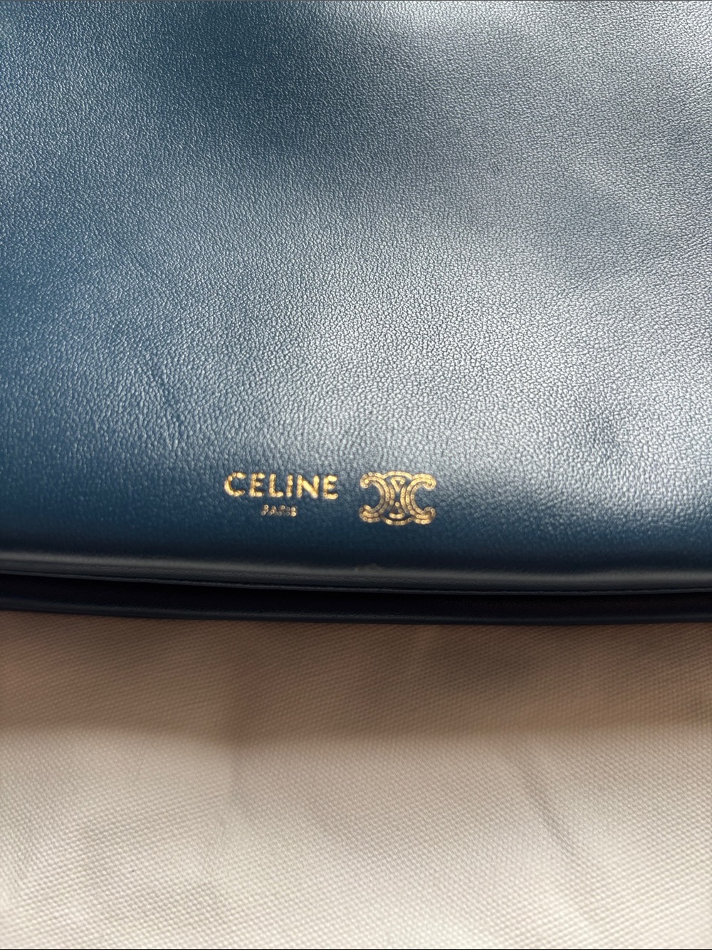 Celine Teal Trio Flap in smooth lambskin, mint condition! - Picture 3 of 17